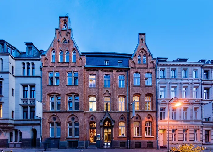 HOPPER Hotel St. Josef Köln